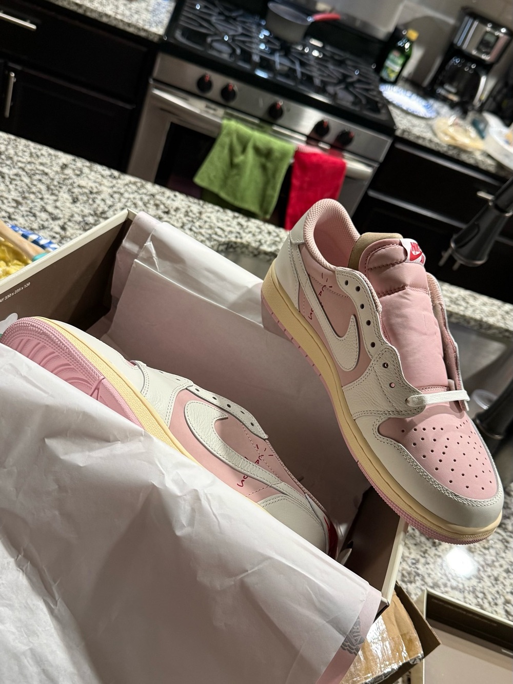 Nike Women’s Travis Scott Low-Top Sneakers - Pink/White